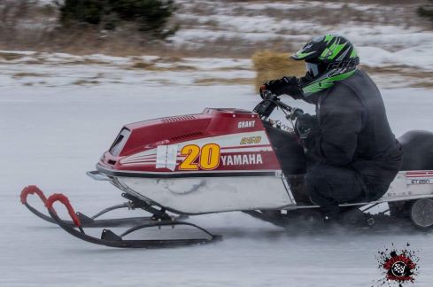 Speeding into turn 1 with a severe push