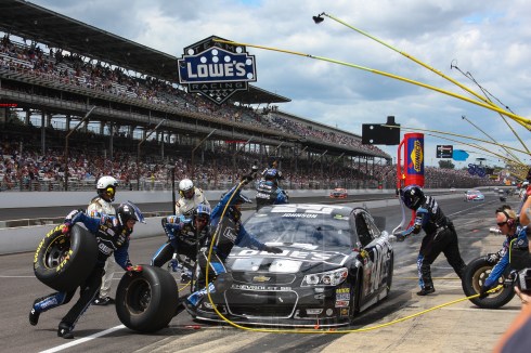 indy-400-race-action-by-jay-alley